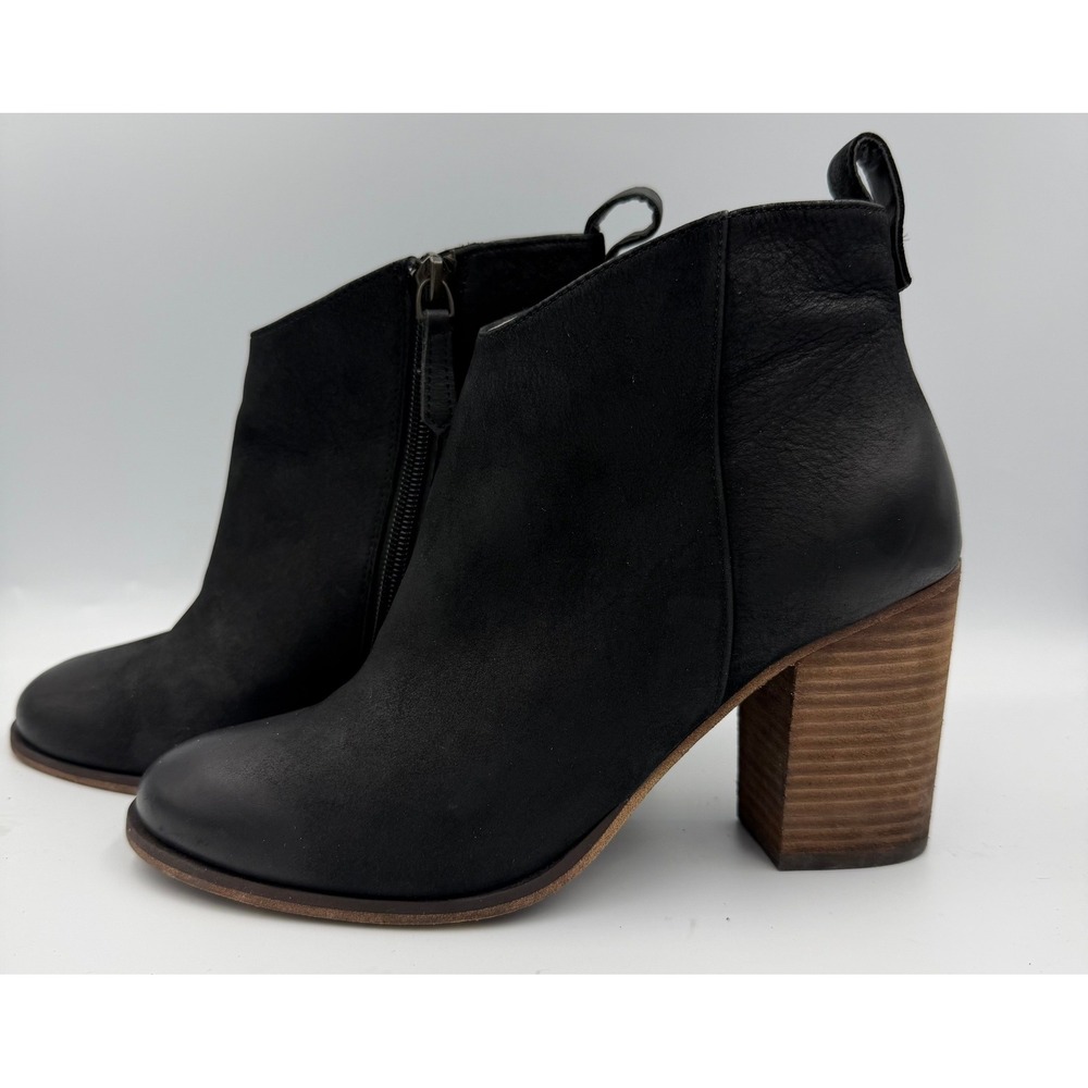 BP Womens 7.5 Black Leather Ankle Boots Block Heel Side Zip Booties